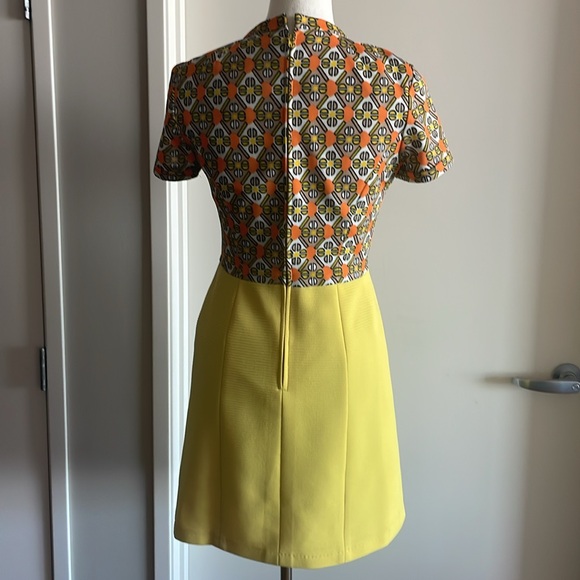 Lilli Ann Floral Knit Orange and Yellow Dress and Coat Set - Picture 3 of 10